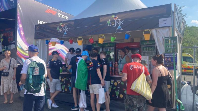 Lecsúszott az álarcunk: megdöbbentő árak bukkantak fel a Hungaroringről (FOTÓ)