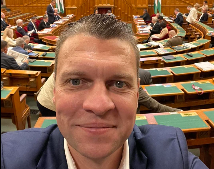 Menczer Tamás új kifejezést hozott a köztudatba, miközben a megtorlásokról értekezett: 