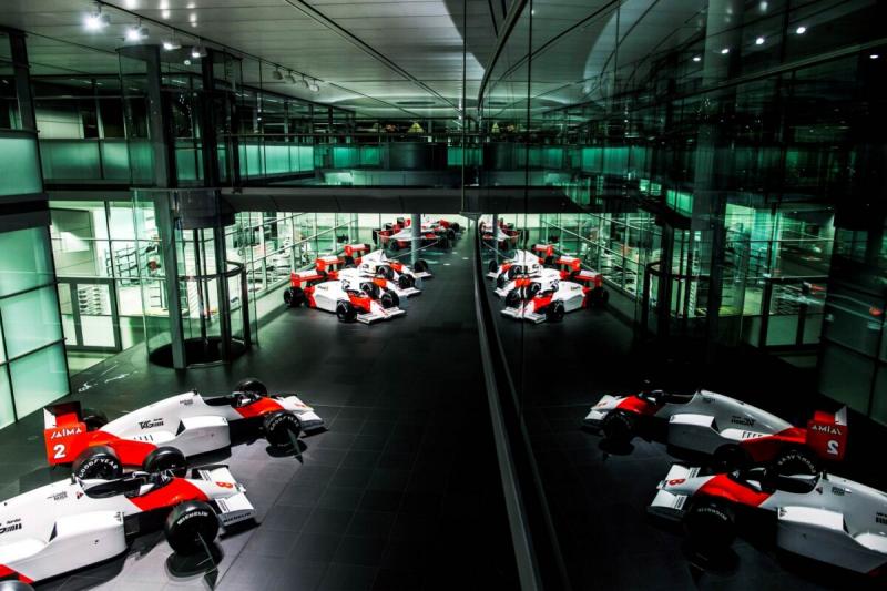 A McLaren ismét diadalmaskodott, a teljes bajnoki flottával együtt!