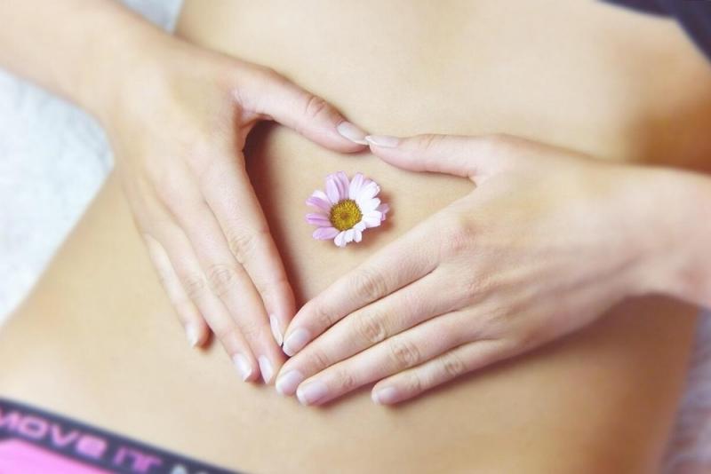 Hasplasztika: Az álomtest megvalósításának kulcsa

A hasplasztika egyre népszerűbb választás azok körében, akik szeretnék formálni alakjukat és magabiztosabbá válni. Ez a műtéti eljárás nem csupán esztétikai célokat szolgál, hanem a fizikai komfortérzetet